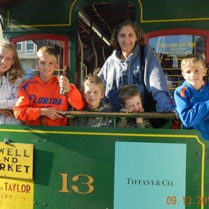 Meet your Posher, Lea